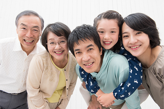 お客様のためです。家族、親子、高齢者